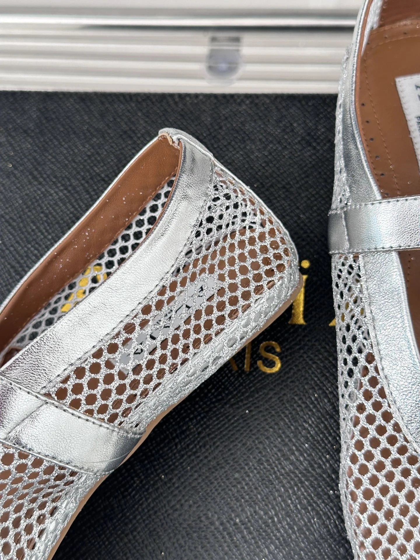 Alaia Shoes Trendy 8498