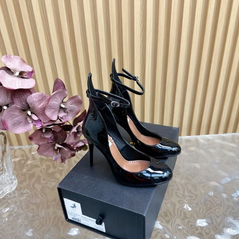 MoistureWicking Alaia Shoes 13181