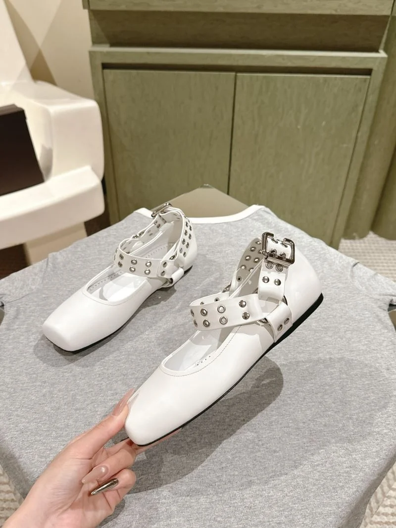 Alaia Shoes Snug 13175