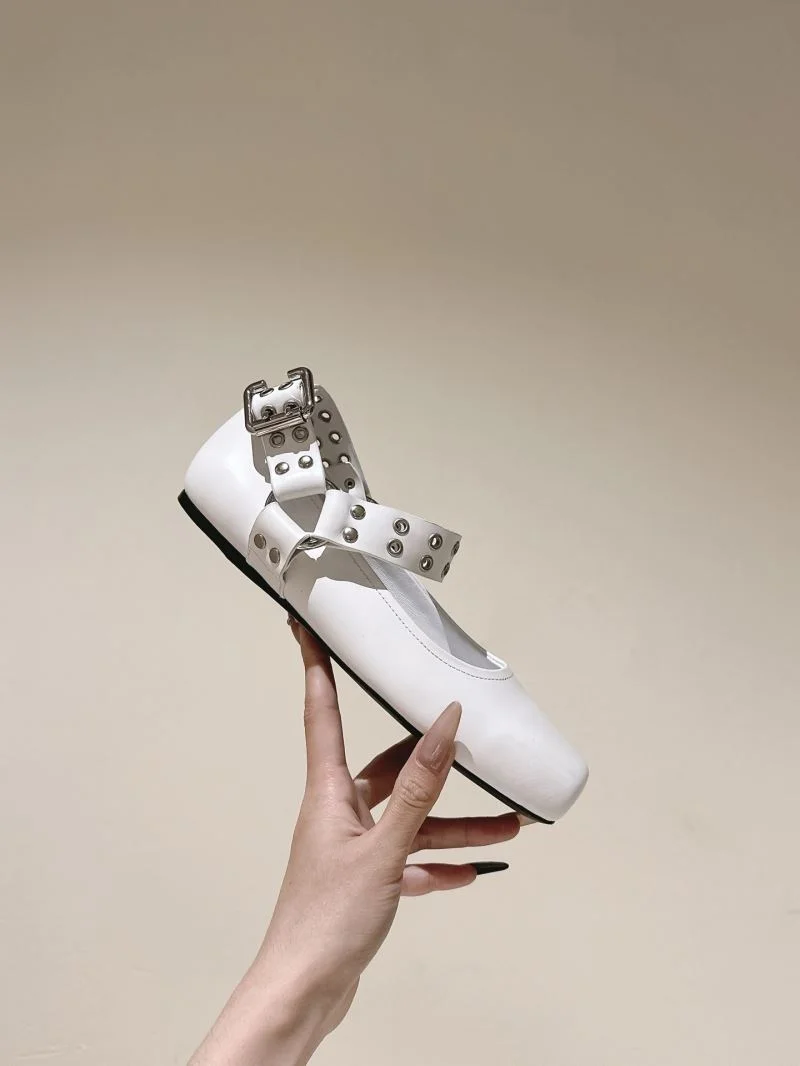 Alaia Shoes Snug 13175