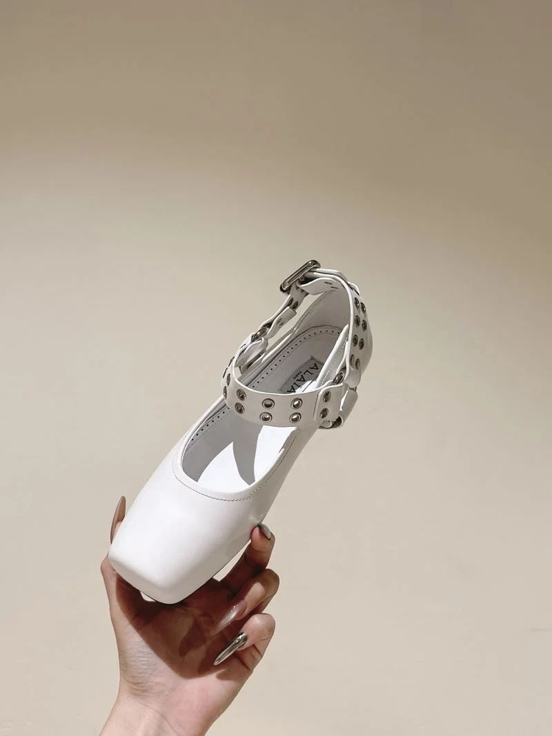 Alaia Shoes Snug 13175