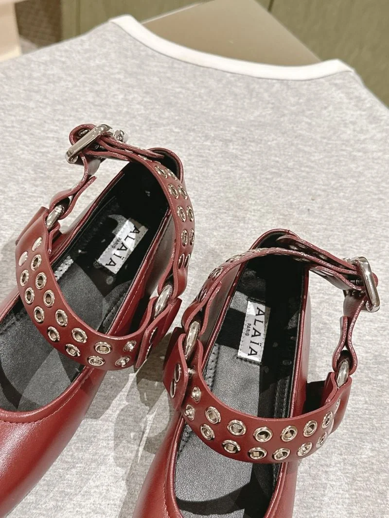 Alaia Shoes Minimalist 13249