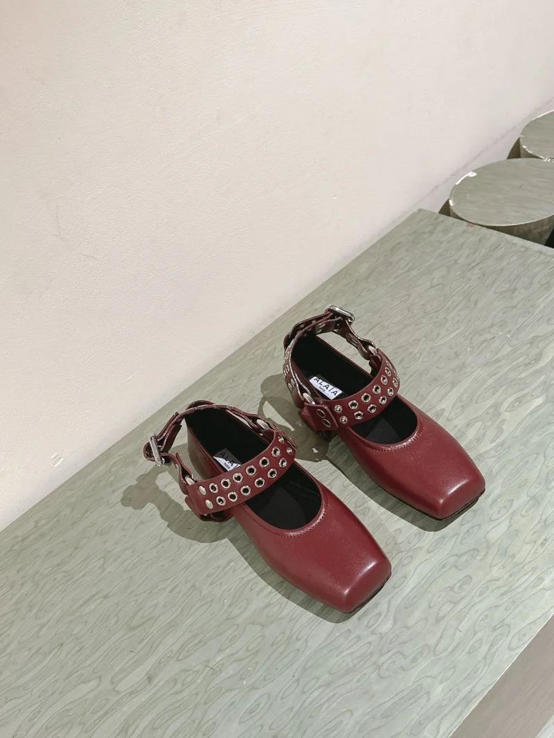 Alaia Shoes Minimalist 13249