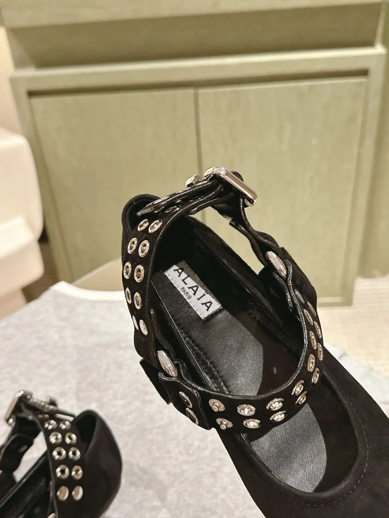 Alaia Shoes StreetReady 13176