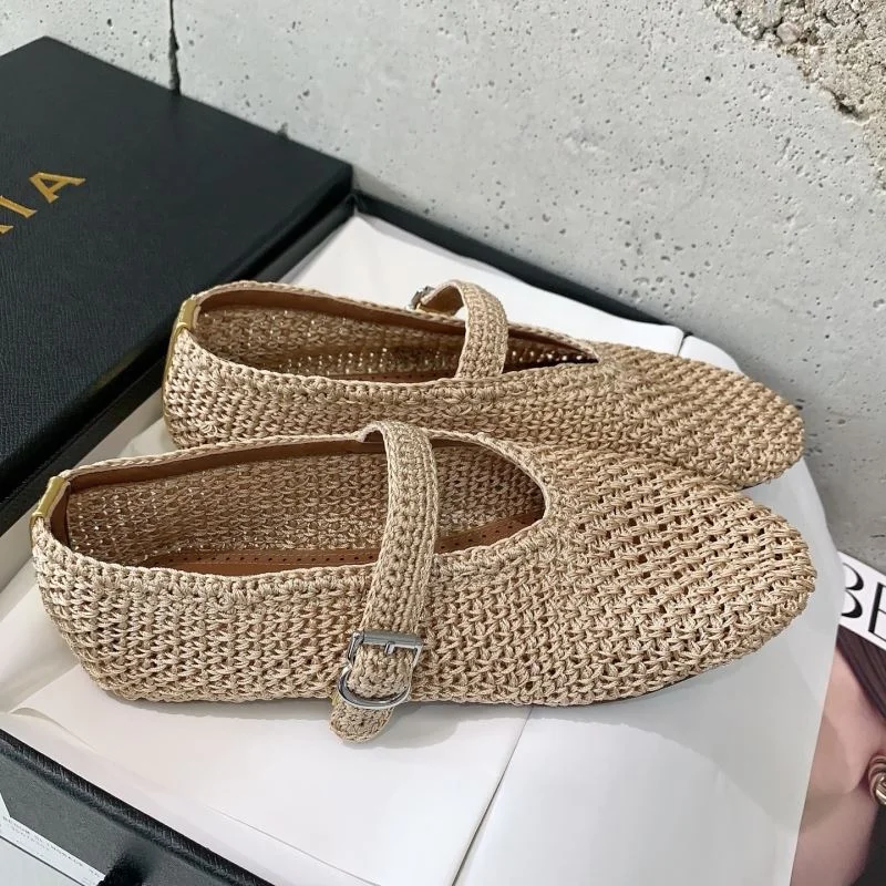 Classic Alaia Shoes 13193
