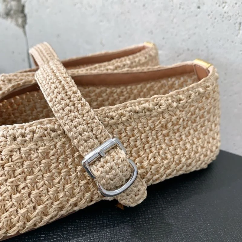 Classic Alaia Shoes 13193