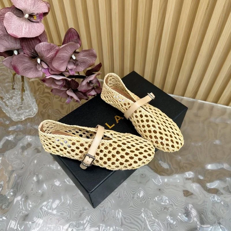 WrinkleFree Alaia Shoes 10672