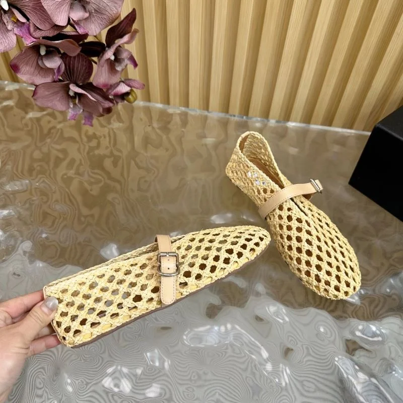 WrinkleFree Alaia Shoes 10672