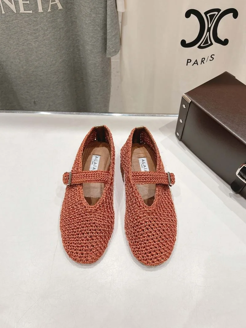Alaia Shoes Unisex 10660