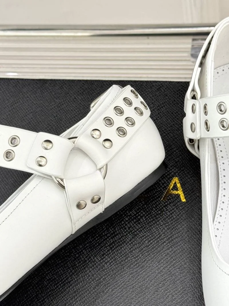 Breathable Alaia Shoes 15959