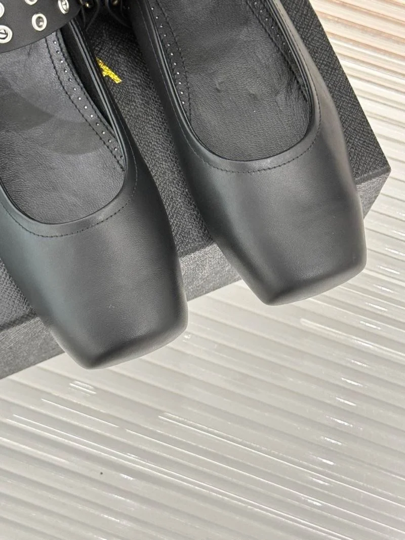 Bright Alaia Shoes 15960