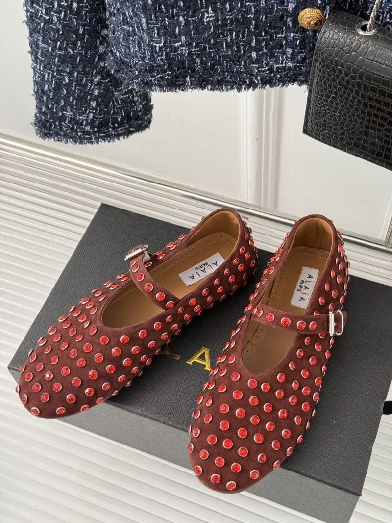 UrbanChic Alaia Shoes 15949