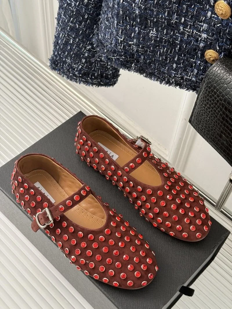 UrbanChic Alaia Shoes 15949