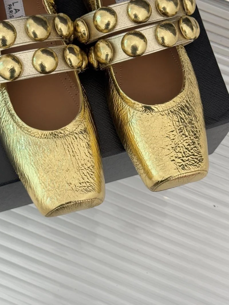 Alaia Shoes Unisex 16004