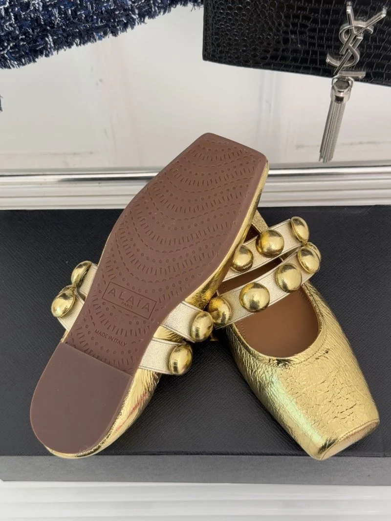 Alaia Shoes Unisex 16004