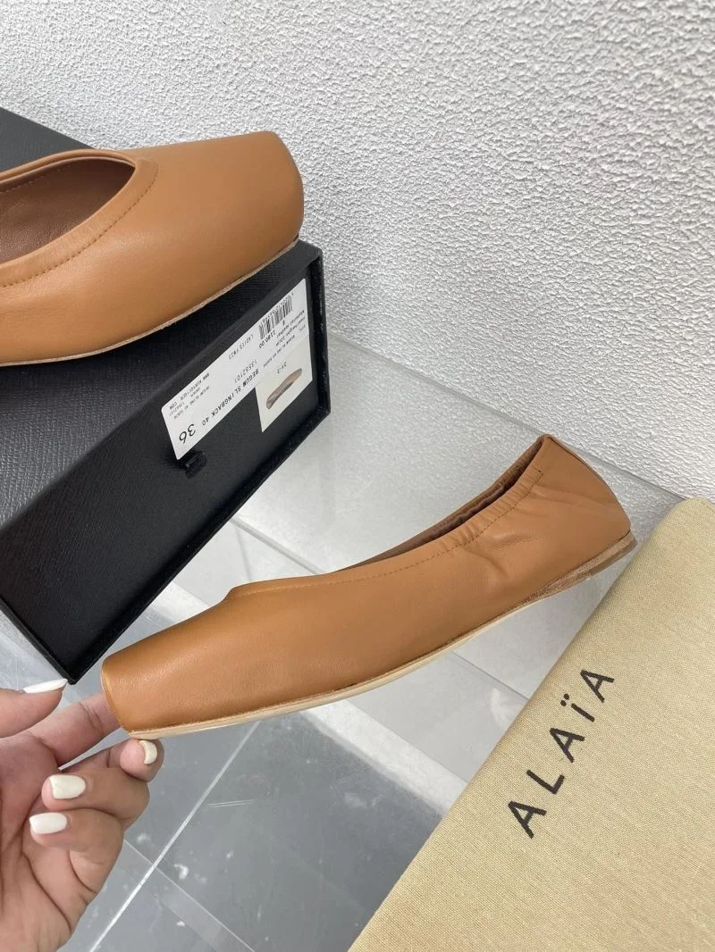 GoAnywhere Alaia Shoes 15950