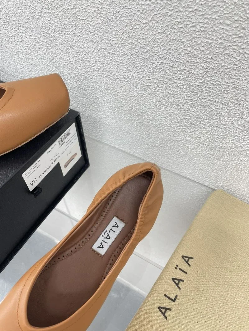 GoAnywhere Alaia Shoes 15950