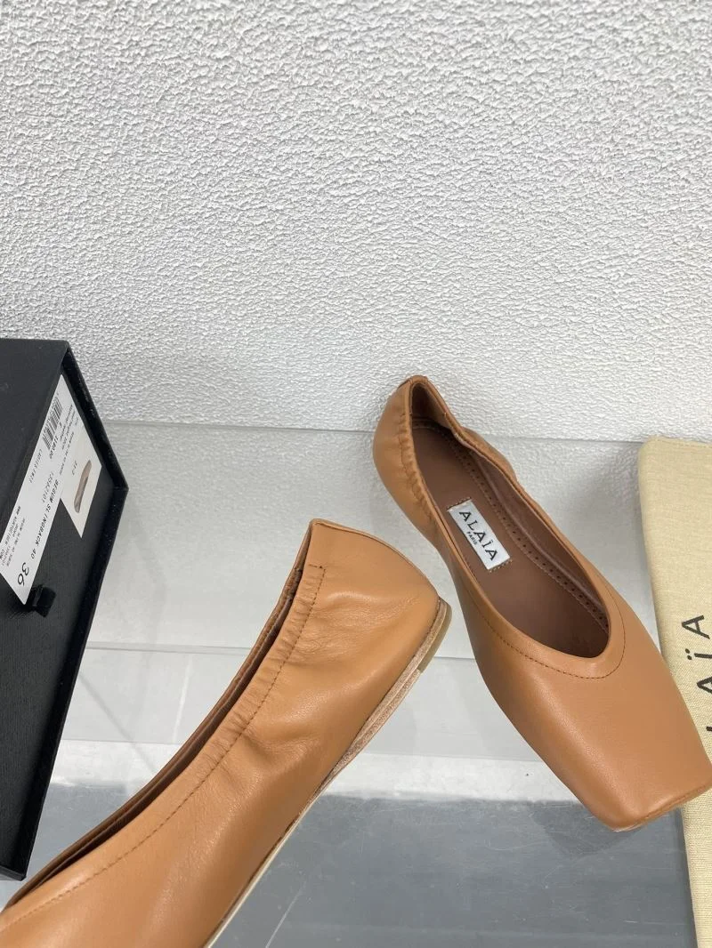 GoAnywhere Alaia Shoes 15950