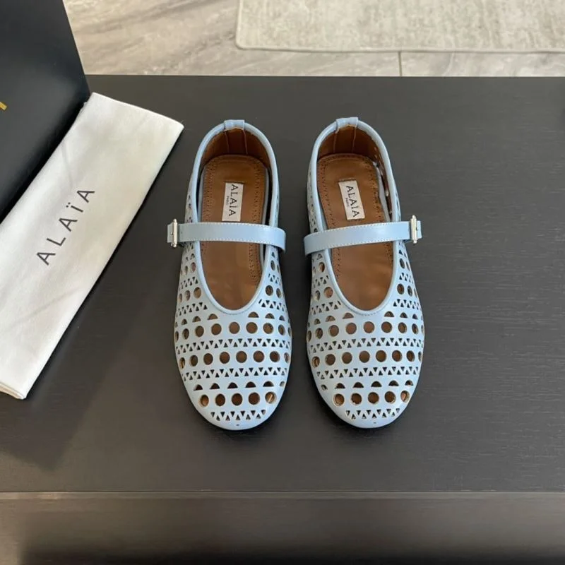 Practical Alaia Shoes 7012