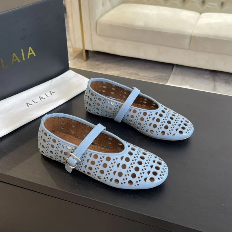 Practical Alaia Shoes 7012