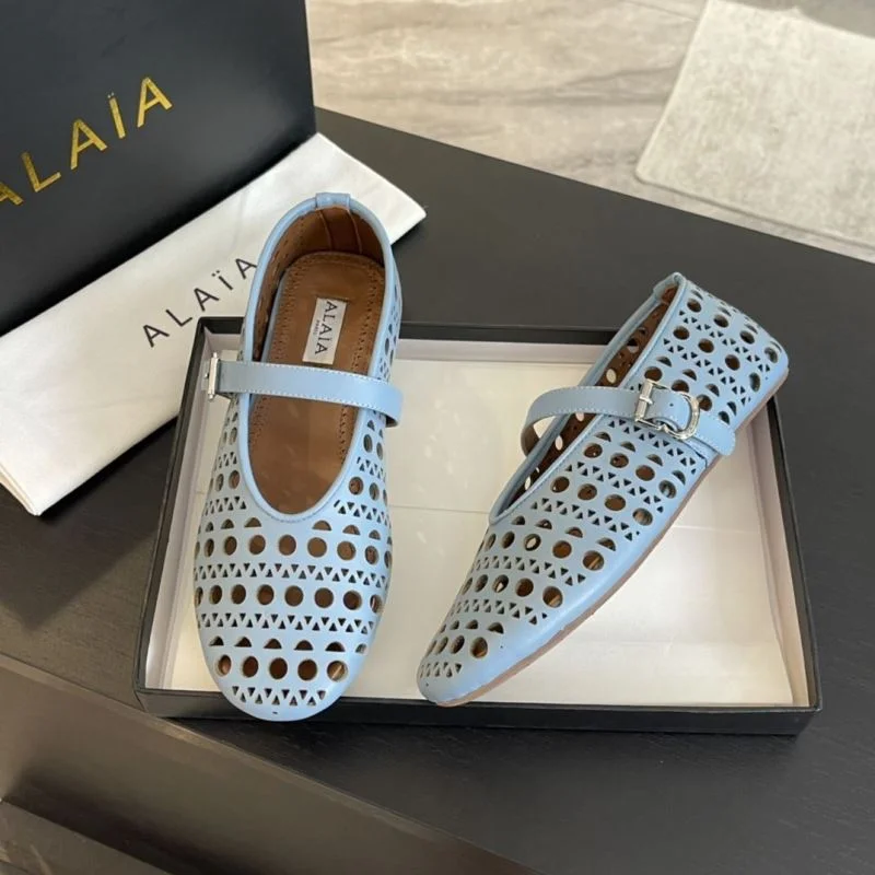 Practical Alaia Shoes 7012