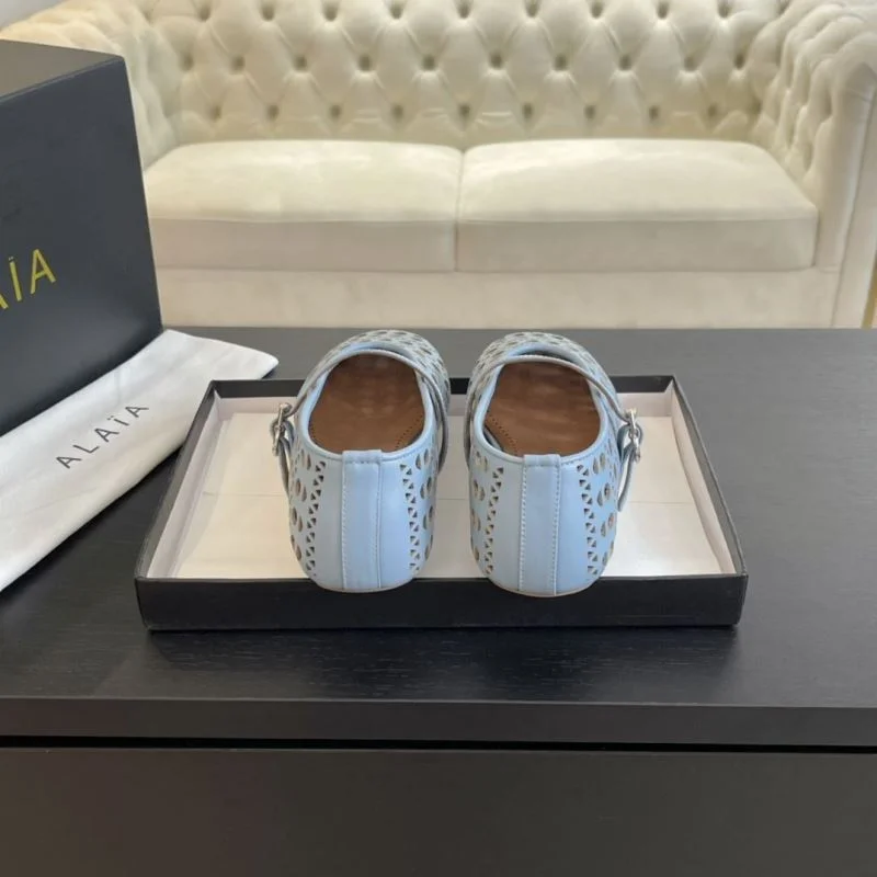 Practical Alaia Shoes 7012