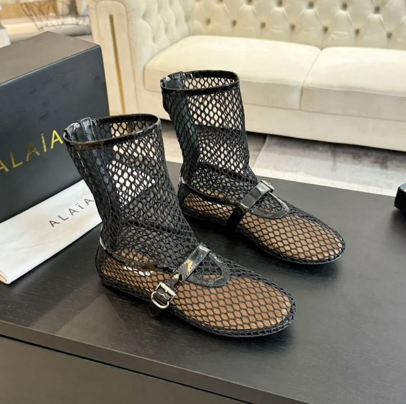 Bright Alaia Shoes 7006