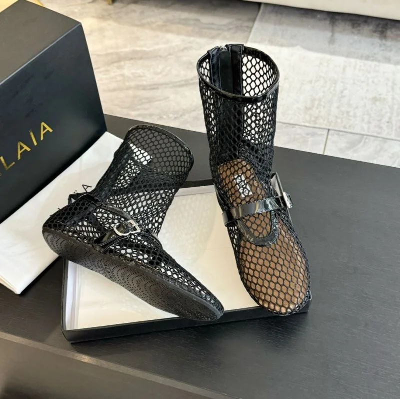 Bright Alaia Shoes 7006