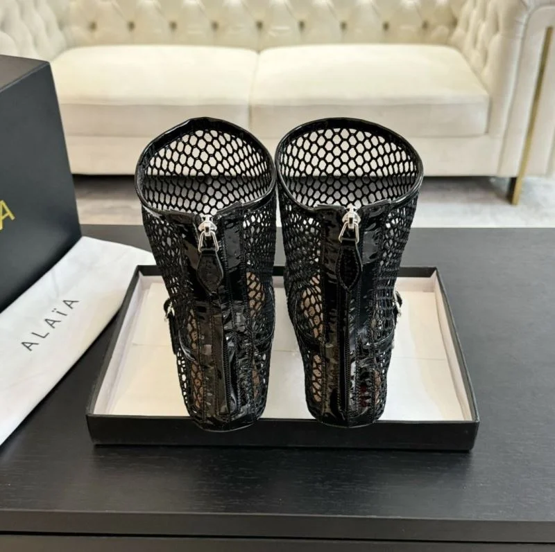 Bright Alaia Shoes 7006