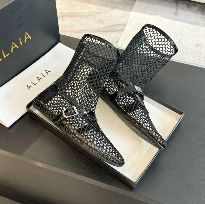 Bright Alaia Shoes 7006