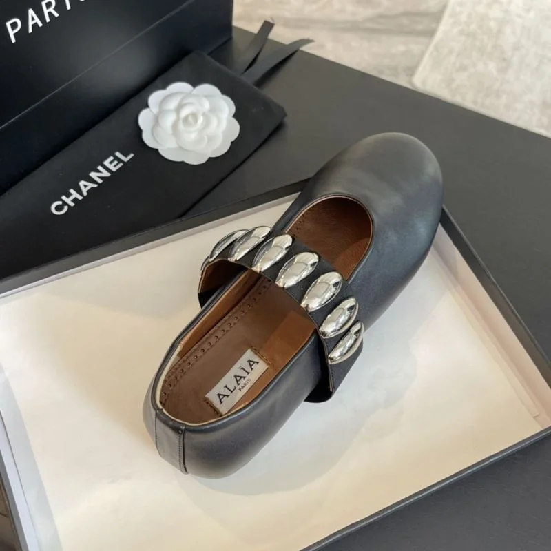 TechFriendly Alaia Shoes 6988