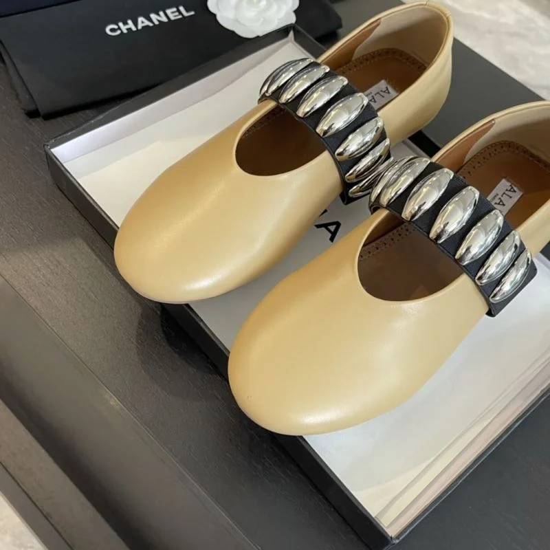 Alaia Shoes Minimalist 6965