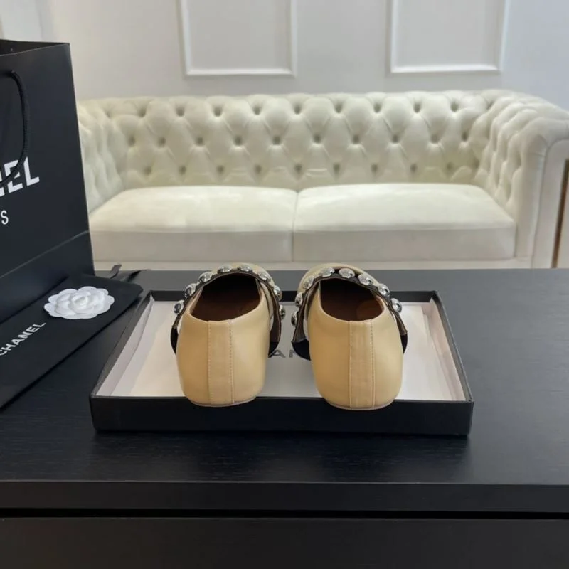 Alaia Shoes Minimalist 6965