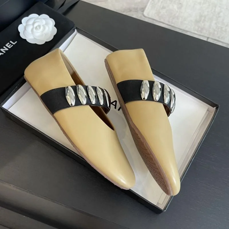 Alaia Shoes Minimalist 6965