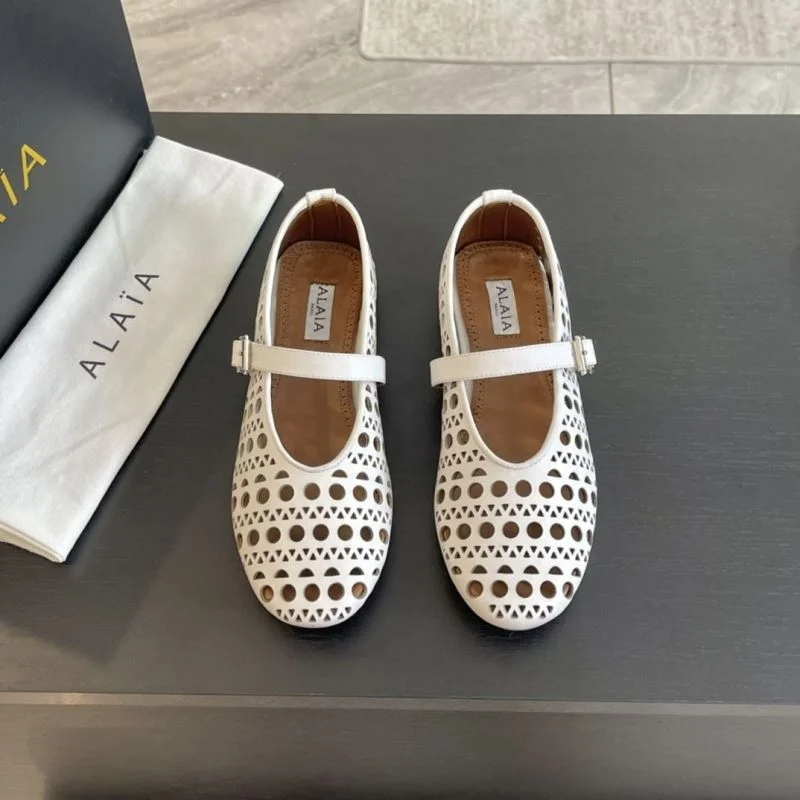 UrbanChic Alaia Shoes 7002