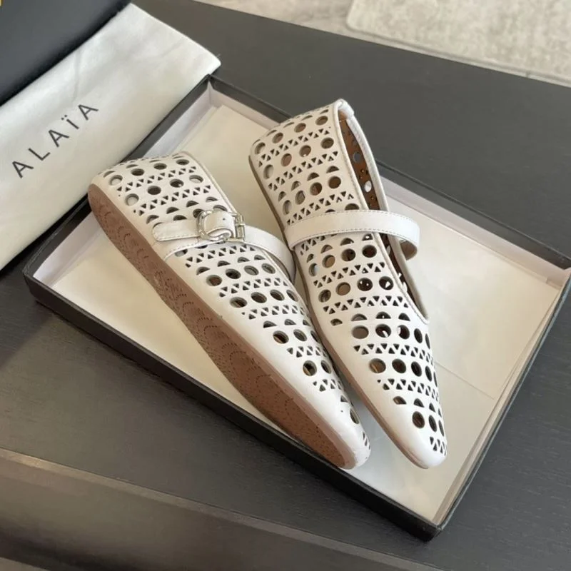 UrbanChic Alaia Shoes 7002