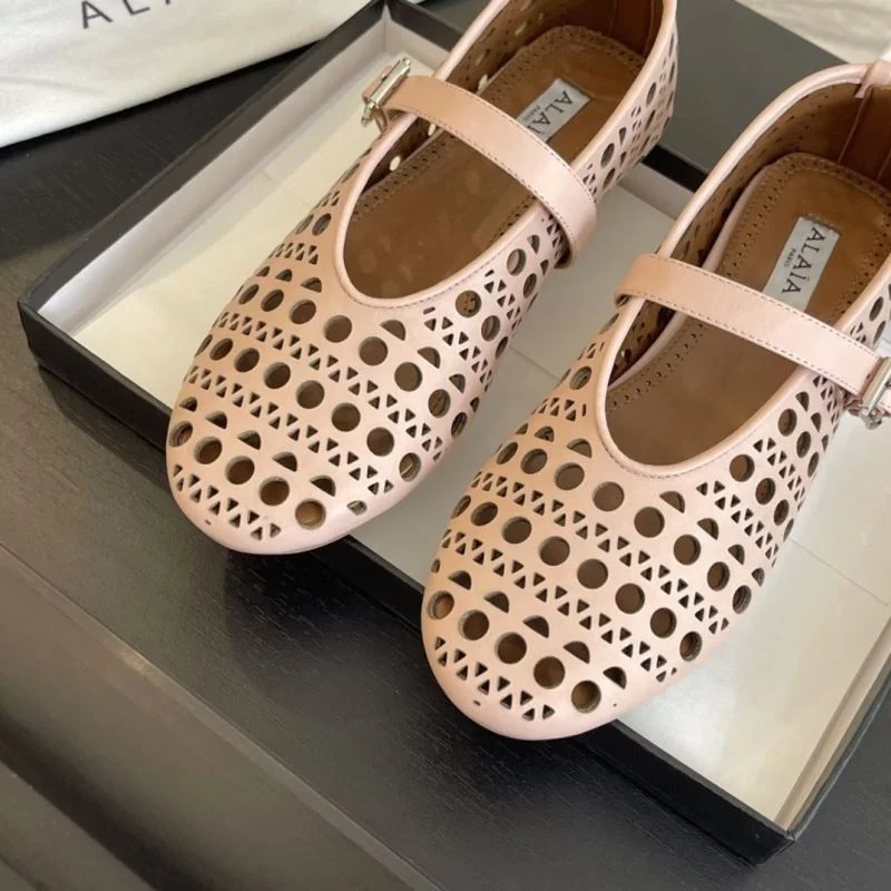 Alaia Shoes Cozy 6959