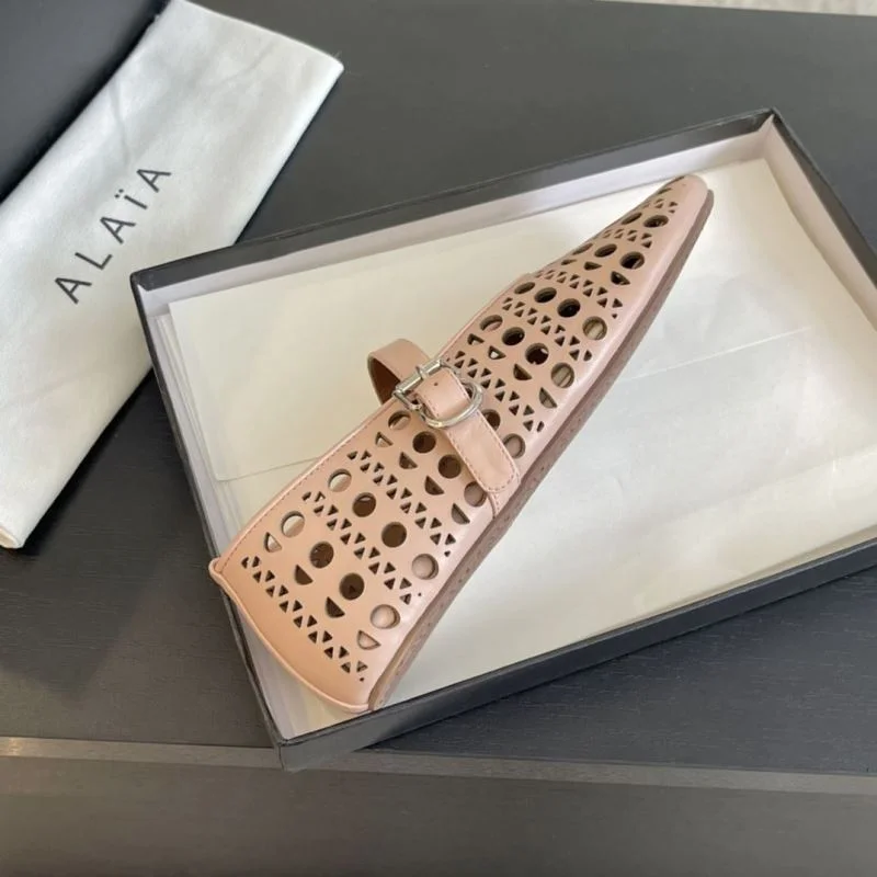Alaia Shoes Cozy 6959