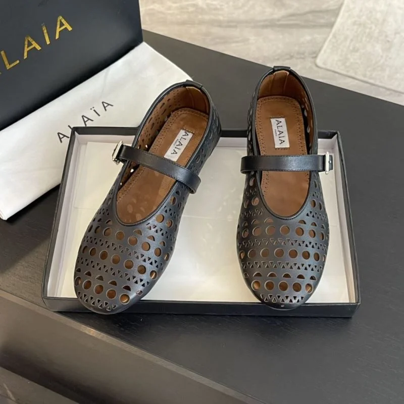 QuickDry Alaia Shoes 7035