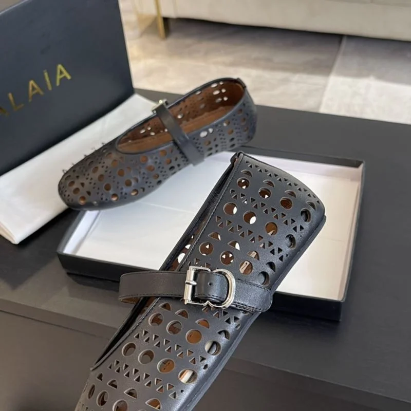 QuickDry Alaia Shoes 7035