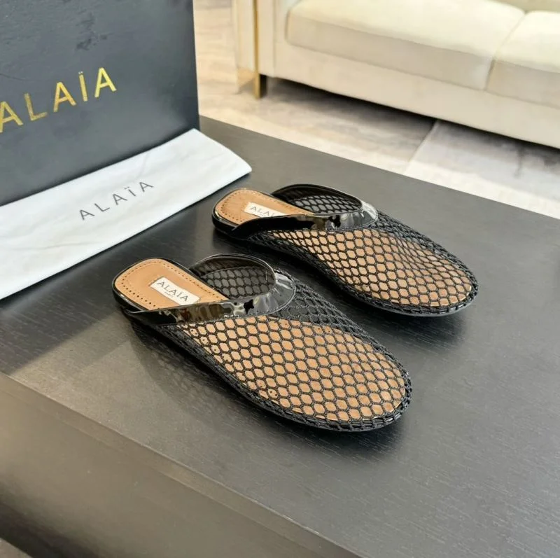 Alaia Shoes WaterResistant 7057