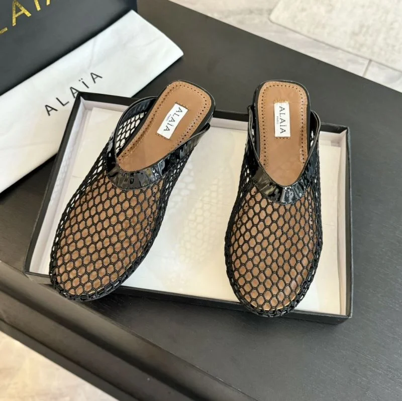 Alaia Shoes WaterResistant 7057