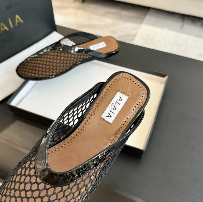 Alaia Shoes WaterResistant 7057