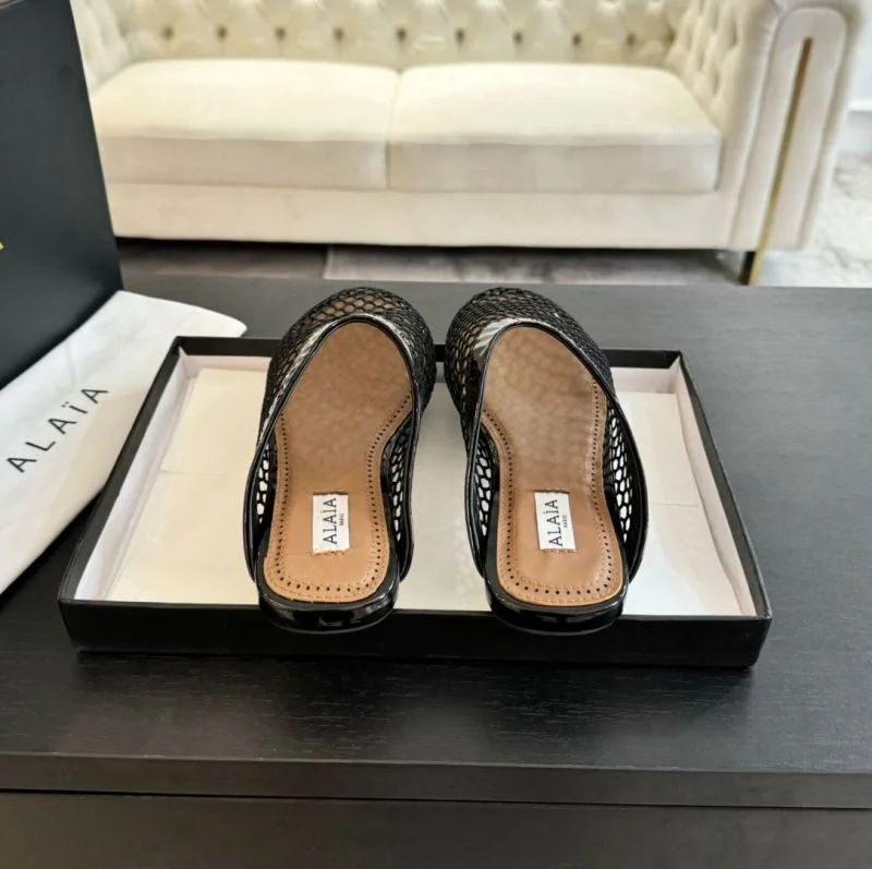 Alaia Shoes WaterResistant 7057