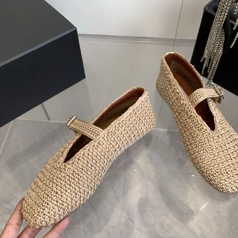 Sleek Alaia Shoes 7053