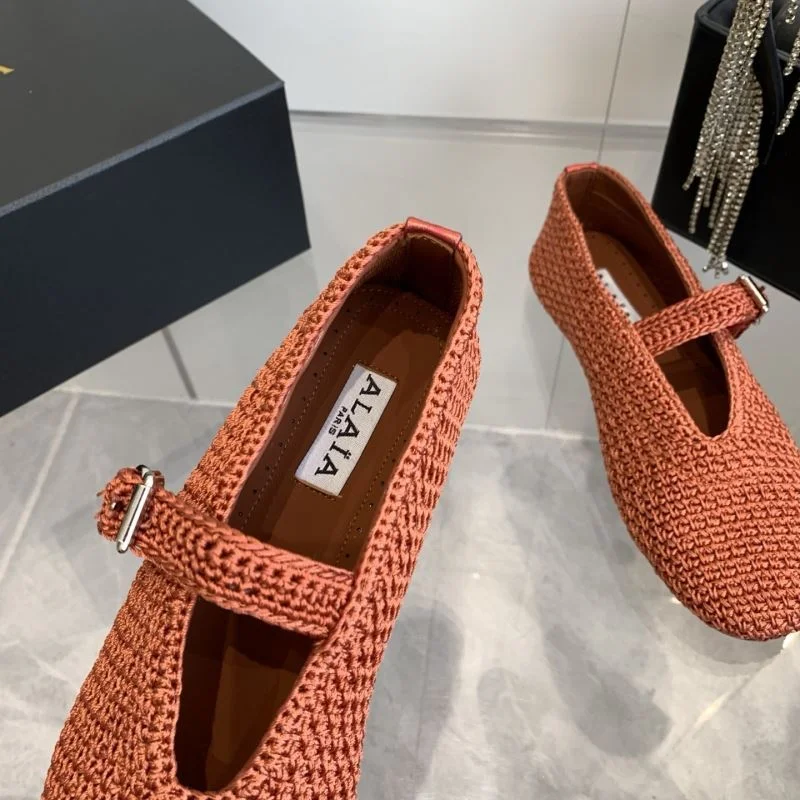 Alaia Shoes Minimalist 6997