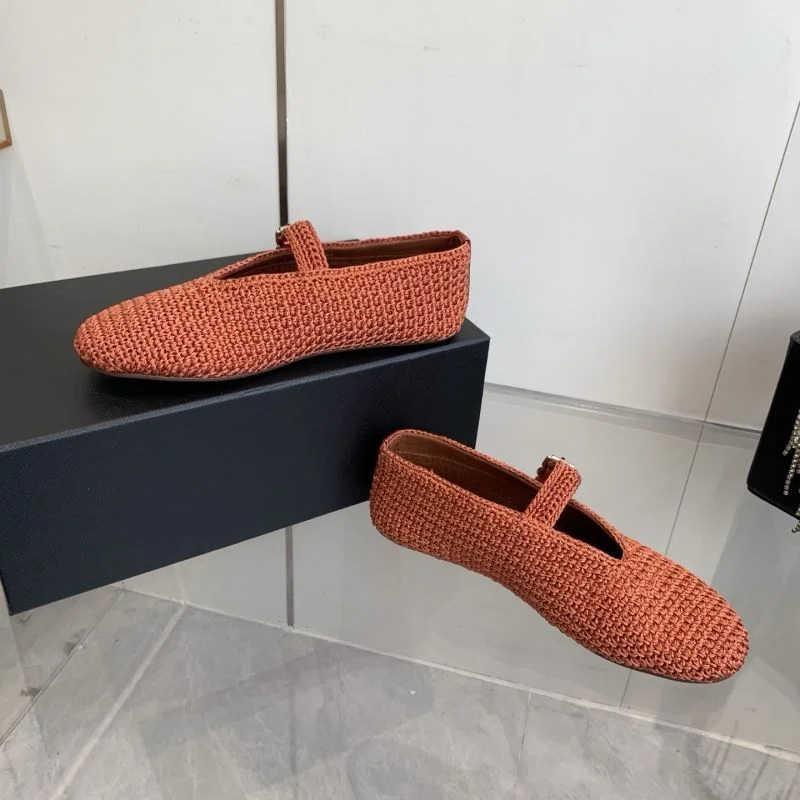 Alaia Shoes Minimalist 6997
