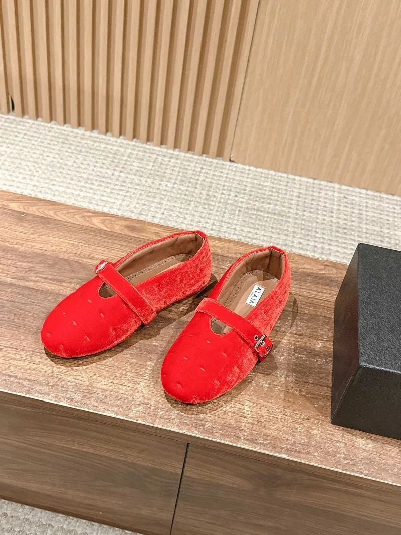 Alaia Shoes Stylish 6980
