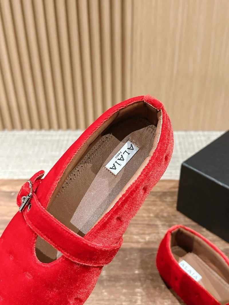 Alaia Shoes Stylish 6980