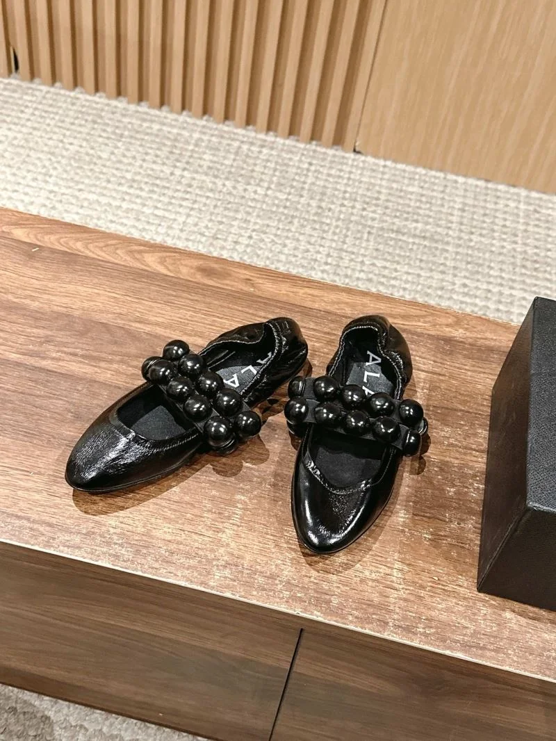 Alaia Shoes Versatile 7014